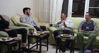 Emin Yetim, Üniversite öğrencilerinin sorunlarını dinledi