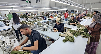 Eyyübiye Belediyesi’nin fabrika binasında üretim başladı