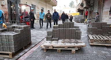 Eyyübiye’de sokaklardan sonra evlerin içi boyanmaya başlıyor