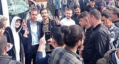 Ferit Şenyaşar, gençlerin ilgi odağı oldu