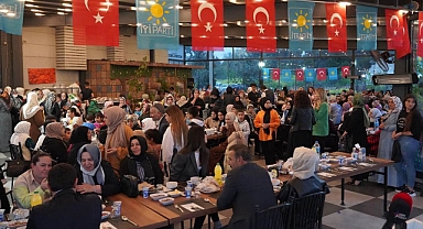 İYİ aday Yetim, kadınlara seslendi: Ekonomiyi en iyi sizler biliyorsunuz