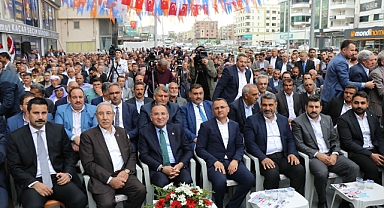 Kaçar'ın seçim bürosu açılışı yoğun katılımla gerçekleşti