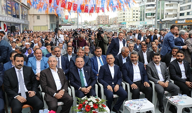 Kaçar'ın seçim bürosu açılışı yoğun katılımla gerçekleşti