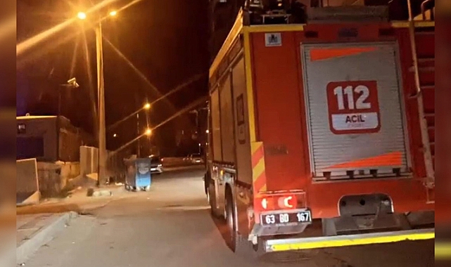 Madde bağımlıları binayı yaktı! Vatandaş tepkili