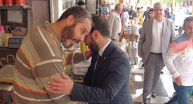 Toru, vatandaş ve esnafın bayramını kutladı