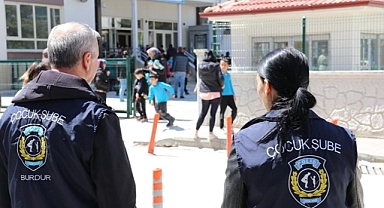 Ülke genelinde güvenli eğitim uygulaması yapıldı