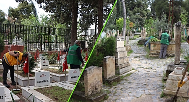 Urfa’da mezarlıklar ziyarete hazır hale getirildi