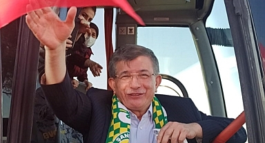 Ahmet Davutoğlu'ndan seçmene: Size yeterince ulaşamadık