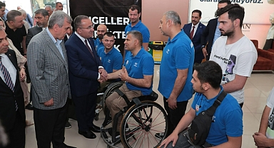 Bakan Bozdağ: Engellilere değer veren bir Türkiye Cumhuriyeti var