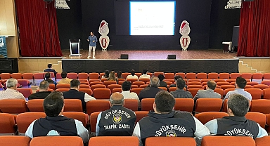 Büyükşehir’den ‘Etik Haftası’ kapsamında personellere seminer