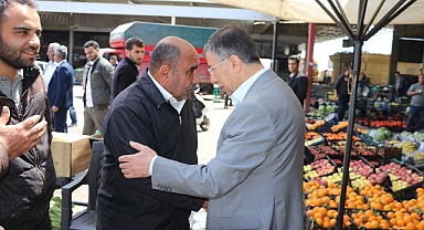 Cevheri, pazar esnafını tek tek gezdi