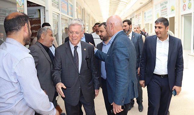 CHP, hayvan pazarı ve buğday pazarı esnafını gezdi!