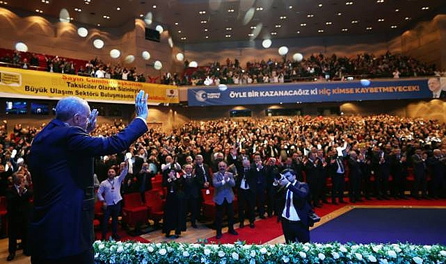 Cumhurbaşkanı Erdoğan: Milletimizin her kesiminin sıkıntılarını çözmek için gece-gündüz çalışıyoruz