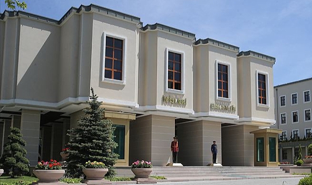 Depremzedelerin bulundukları otelden çıkarılması olayına ilişkin soruşturma!