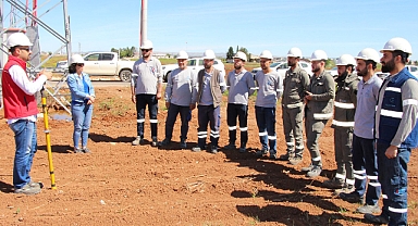 Dicle Elektrik saha çalışanlarına İSG denetimi gerçekleştirdi