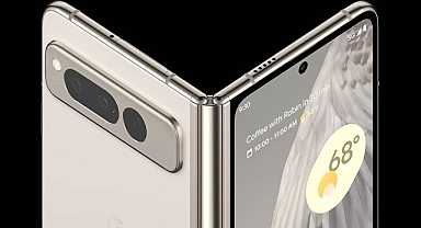 Google, ilk katlanabilir telefonu için ön sipariş alıyor