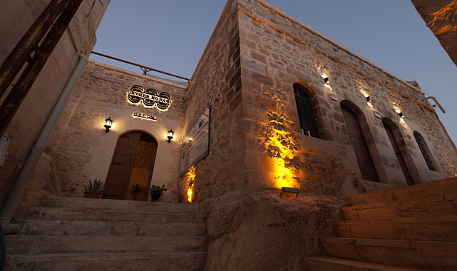 Halfeti'nin ilk 3 katlı yapısı Cevher Konağı kurtarıldı