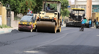 Haliliye’de asfalt atağı devam ediyor