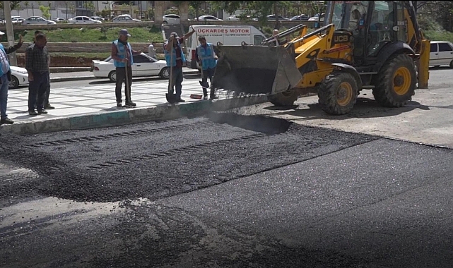 Haliliye'de sıcak asfalt çalışması