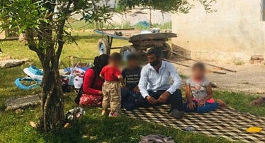 Hilvan'da kira parası bulamayan aile sokakta kaldı