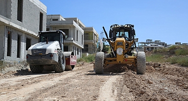 Karaköprü'de yol ağı genişliyor