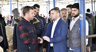 Mustafa Hakkı Bucak, Siverek Hayvan Pazarını ziyaret etti
