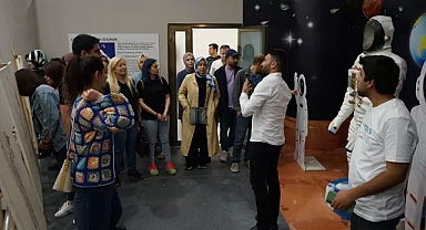 Öğretmenler Bilim Merkezine hayran kaldı