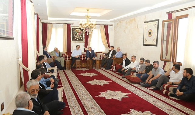 Önen, kırsal mahallelerde vatandaşlarla bir araya geldi