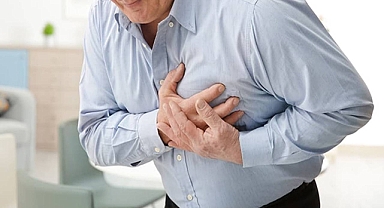 Oy kullandığı esnada kalp krizi geçiren şahıs hayatını kaybetti