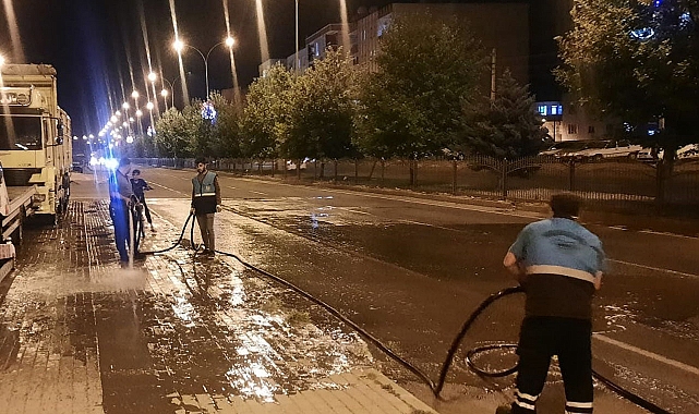 Viranşehir’de temizlik çalışmaları aralıksız devam ediyor