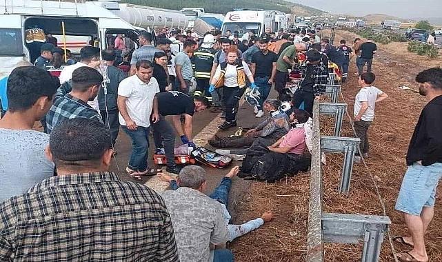 Zincirleme kazada 3 Urfalı hayatını kaybetti