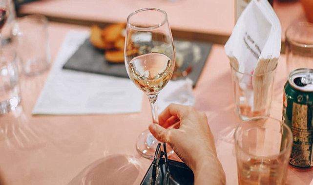 Aşırı alkol kullanımı Alzheimer'ı hızlandırabilir