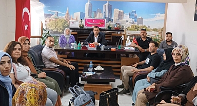 Başkan Ahmet Batur: Ülkenin gündem maddesi ekonomi olmalıdır