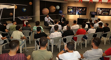 Başkan Baydilli gençlerle söyleşide buluştu