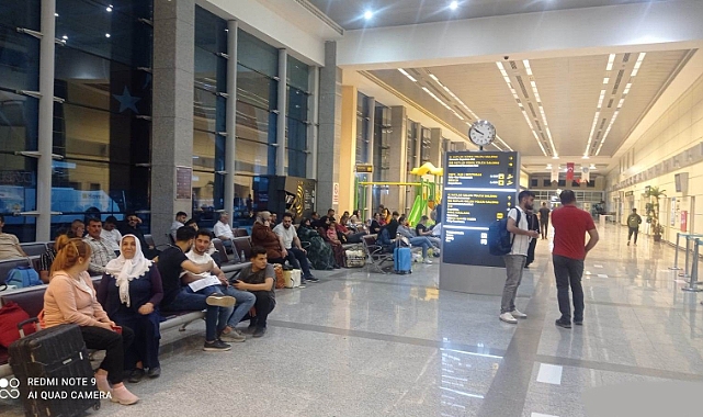 GAP Havalimanı'nda rötar mağduriyeti