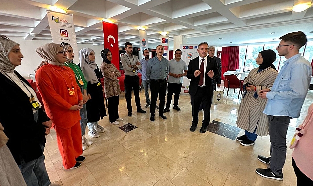 HRÜ, uluslararası gençleri toplumsal hayata hazırlıyor