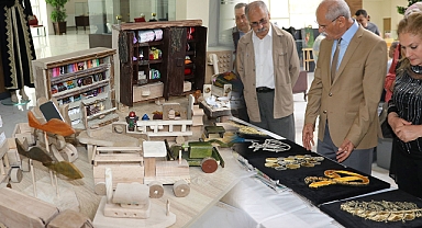 Karaköprü'de kursiyer kadınların el emeği ürünleri sergilendi