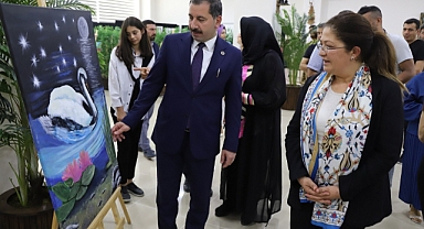 Karaköprü'de kursiyerlerin eserleri sergilendi