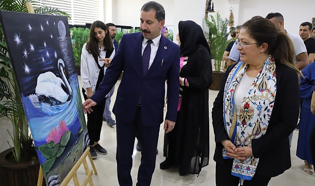 Karaköprü'de kursiyerlerin eserleri sergilendi