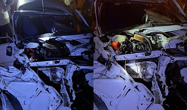 Şanlıurfa'da iki araç kafa kafaya çarpıştı! Yaralılar var