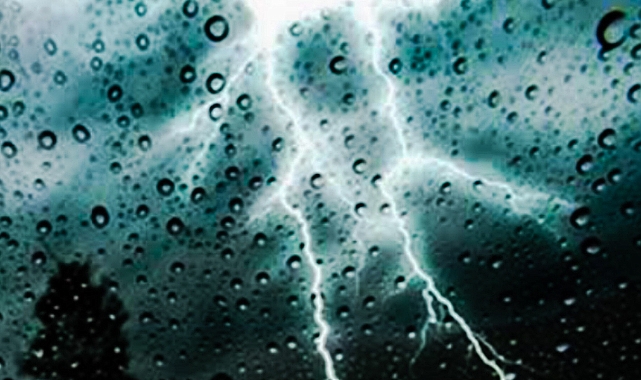 Sığındıkları kulübeye yıldırım düştü! 2 kişi öldü