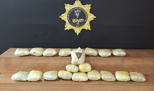 Urfa'da durdurulan bir araçta uyuşturucu ele geçirildi