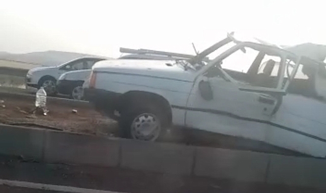 Urfa'da kontrolden çıkan otomobil takla attı