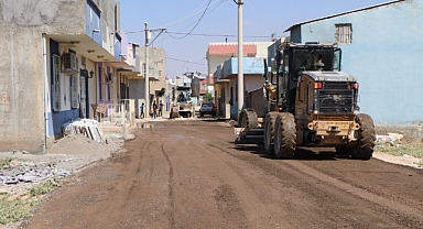 Viranşehir'de asfalt çalışmaları devam ediyor 