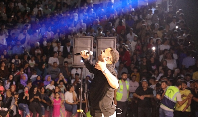 Viranşehir'de öğrenciler sınav öncesi stres attı