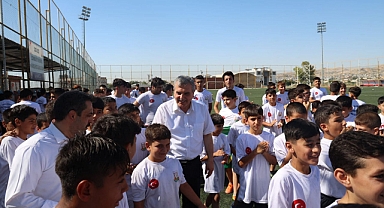 Başkan Beyazgül: Çocuklarımızı spora yönlendirelim 