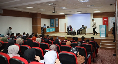 Başkan Beyazgül: Tügva’lı gençlerle buluştu