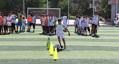 Başkan Canpolat ile sporcu nesil yetişiyor