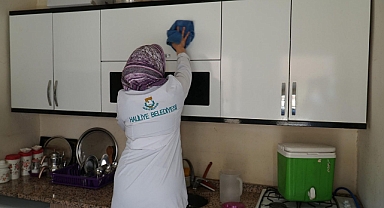 Haliliye Belediyesi evde bakım hizmetiyle gönüllere dokunuyor