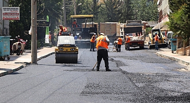 Haliliye’de sıcak asfaltla yollar daha konforlu